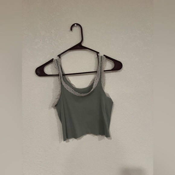 Green Tank - Picture 1 of 2